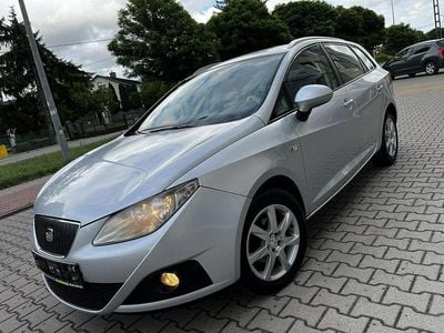 Używany Seat Ibiza ST 75 KM (55 kW) 2011 Srebrny Kombi