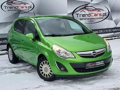 Używany Opel Corsa 87 KM (63 kW) 2011 Zielony Hatchback