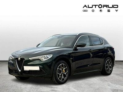 Zielony Używany 2019 Alfa Romeo Stelvio Super SUV | 79 900 zł