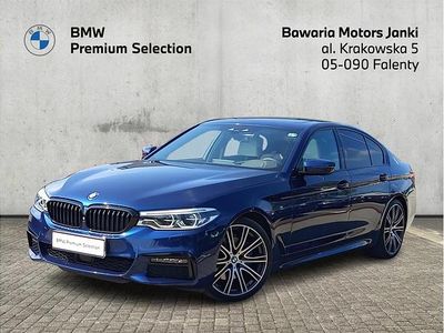 Mediterranblue metallic metalizowany Używany 2019 BMW 530 Shadowline Sedan/Limuzyna | 209 900 zł
