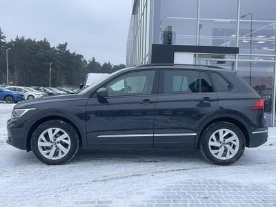 Grafitowy Używany 2022 VW Tiguan Life SUV | 99 900 zł