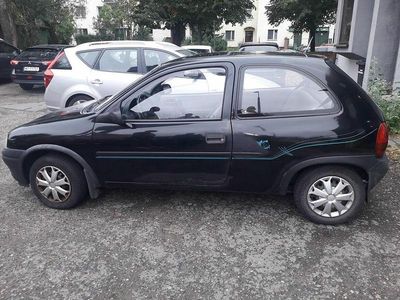 Używany Opel Corsa 1995 Czarny Coupe