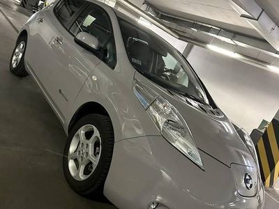 używany Nissan Leaf Elektryczny 2017 r Bateria 30 KwH