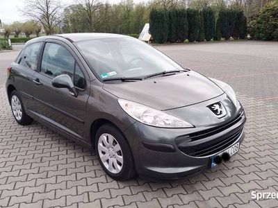 używany Peugeot 207 1.4 BENZYNA