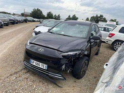 Czarny Używany 2023 Hyundai Kona SUV | 39 800 zł