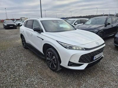 Używany MG HS 143 KM (105 kW) 2024 Biały SUV