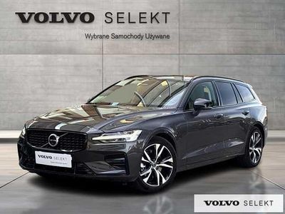 Używany Volvo V60 197 KM (144 kW) 2025 Szary Kombi
