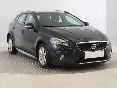 Używany Volvo V40 152 KM (111 kW) 2016 Czarny Hatchback