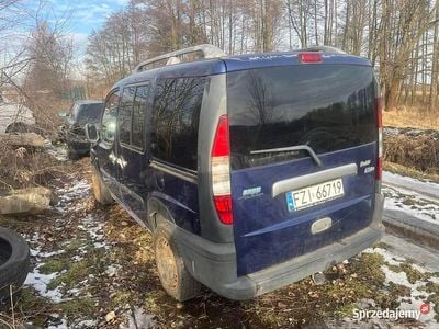 Używany Fiat Doblò 2005 Minivan