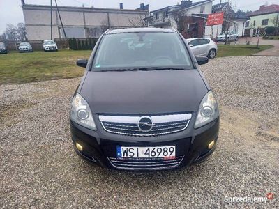 używany Opel Zafira 