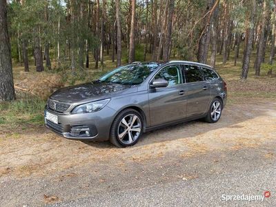 Używany Peugeot 308 120 KM (88 kW) 2017