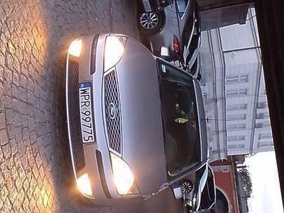 Używany Ford Mondeo 2005 Złoty Sedan/Limuzyna