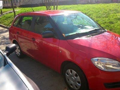 Używany Skoda Fabia 80 KM (58 kW) 2008 Czerwony jasny Hatchback