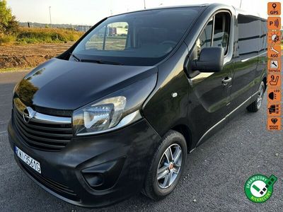 używany Opel Vivaro II Pełna opcja 2x drzwi full serwis mod 2017