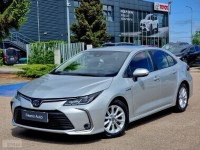 Srebrny Używany 2021 Toyota Corolla Comfort Sedan/Limuzyna | 91 900 zł (Dość drogi)
