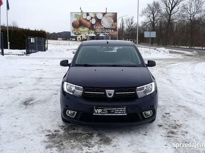 Używany Dacia Sandero 73 KM (53 kW) 2020 Granatowy Hatchback