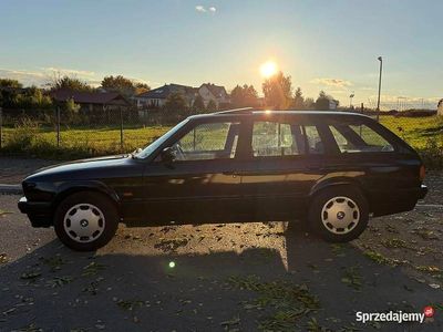 Czarny Używany 1993 BMW 316 Kombi | 24 900 zł