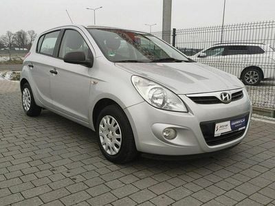 Szary (metalik) Używany 2011 Hyundai i20 Hatchback | 14 800 zł (Uczciwa cena)