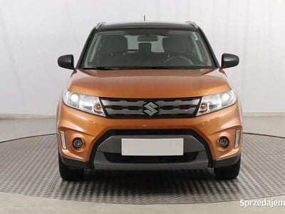 Używany Suzuki Vitara 120 KM (88 kW) 2018 Pomarańczowy SUV