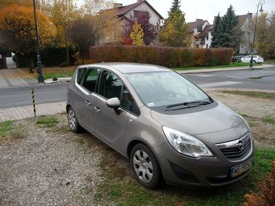 Używany Opel Meriva 120 KM (88 kW) 2012 Beżowy (metalik) Minivan