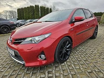 Bordowy (metalik) Używany 2013 Toyota Auris SUV | 41 900 zł