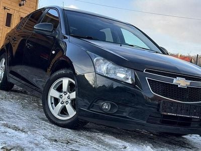 Czarny Używany 2011 Chevrolet Cruze Hatchback | 22 900 zł (Uczciwa cena)