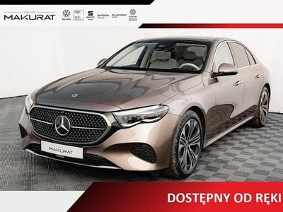 Używany Mercedes E220 Avantgarde 197 KM (144 kW) 2025 Brązowobeżowy Sedan/Limuzyna