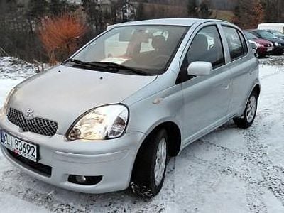 używany Toyota Yaris I z włoch ładna i sprawna ,klima ,2x koła