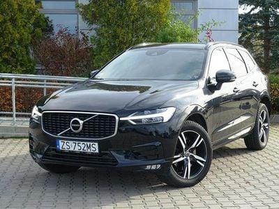 Czarny (metalik) Używany 2020 Volvo XC60 R-Design SUV | 136 800 zł (Uczciwa cena)
