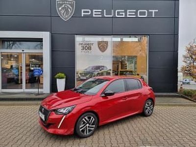 Czerwony Używany 2022 Peugeot 208 Allure Hatchback | 58 900 zł (Dość drogi)