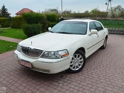 Biały Używany 2006 Lincoln Town Car Sedan/Limuzyna | 19 900 zł