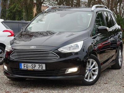 Czarny Używany 2015 Ford Grand C-Max Minivan | 38 900 zł (Uczciwa cena)