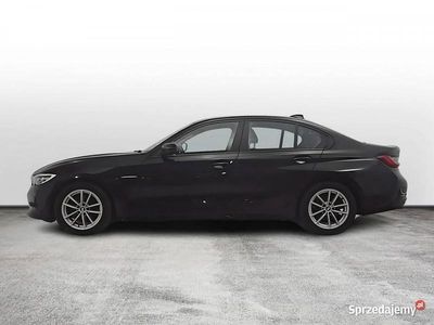 używany BMW 318 2dm 150KM 2021r. 205 000km