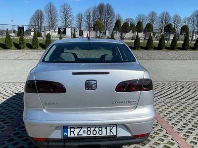 Używany Seat Cordoba 2003 Sedan/Limuzyna