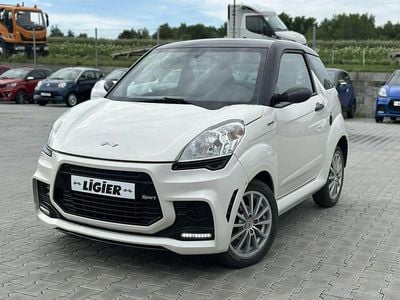 Biały Używany 2016 Ligier JS50 Hatchback | 28 500 zł