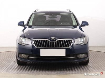 Używany Skoda Superb 2013 Niebieski Kombi