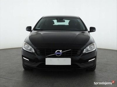 Czarny Używany 2017 Volvo V60 Kombi | 41 499 zł
