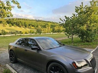 Szary Używany 2014 Chrysler 300S SUV | 67 999 zł