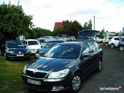 Grafitowy Używany 2009 Skoda Octavia Kombi | 17 300 zł (Dość drogi)