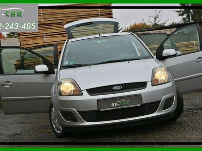Srebrny Używany 2008 Ford Fiesta Sport Hatchback | 8900 zł
