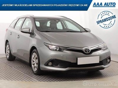 Używany Toyota Auris 2017 Szary