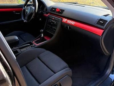 Używany Audi A4 S-Line 2001 Czarny Sedan/Limuzyna