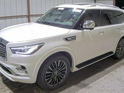 używany Infiniti QX80 