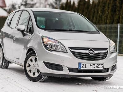 Używany Opel Meriva 2016 Srebrny Minivan