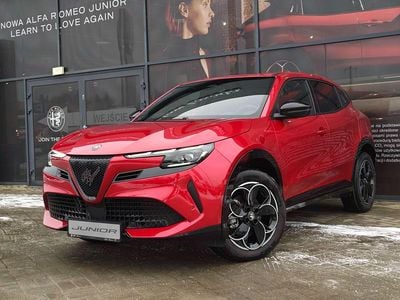 Nowe Alfa Romeo Junior 145 KM (106 kW) 2025 Lakier specjalny czerwony  brera SUV
