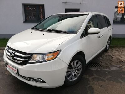 Używany Honda Odyssey 252 KM (185 kW) 2014 Biały Minivan