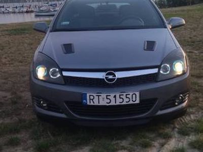 Opel Astra GTC