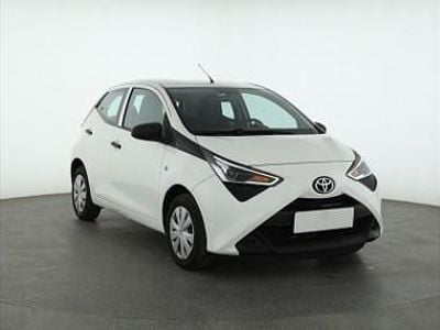 Biały Używany 2018 Toyota Aygo Hatchback | 31 499 zł (Uczciwa cena)