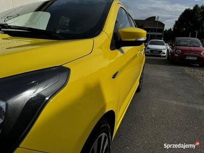 Żółty Używany 2018 Ford Ka Plus Hatchback | 32 900 zł