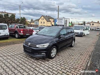 Używany VW Touran 105 KM (77 kW) 2019 Czarny Minivan